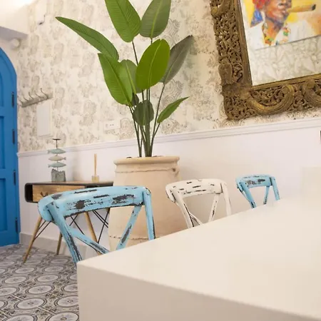 Rent4 Malaga Blue Apartment